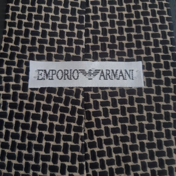 Emporio Armani Silk Men's Tie, White with Black Pattern - Picture 5 of 12
